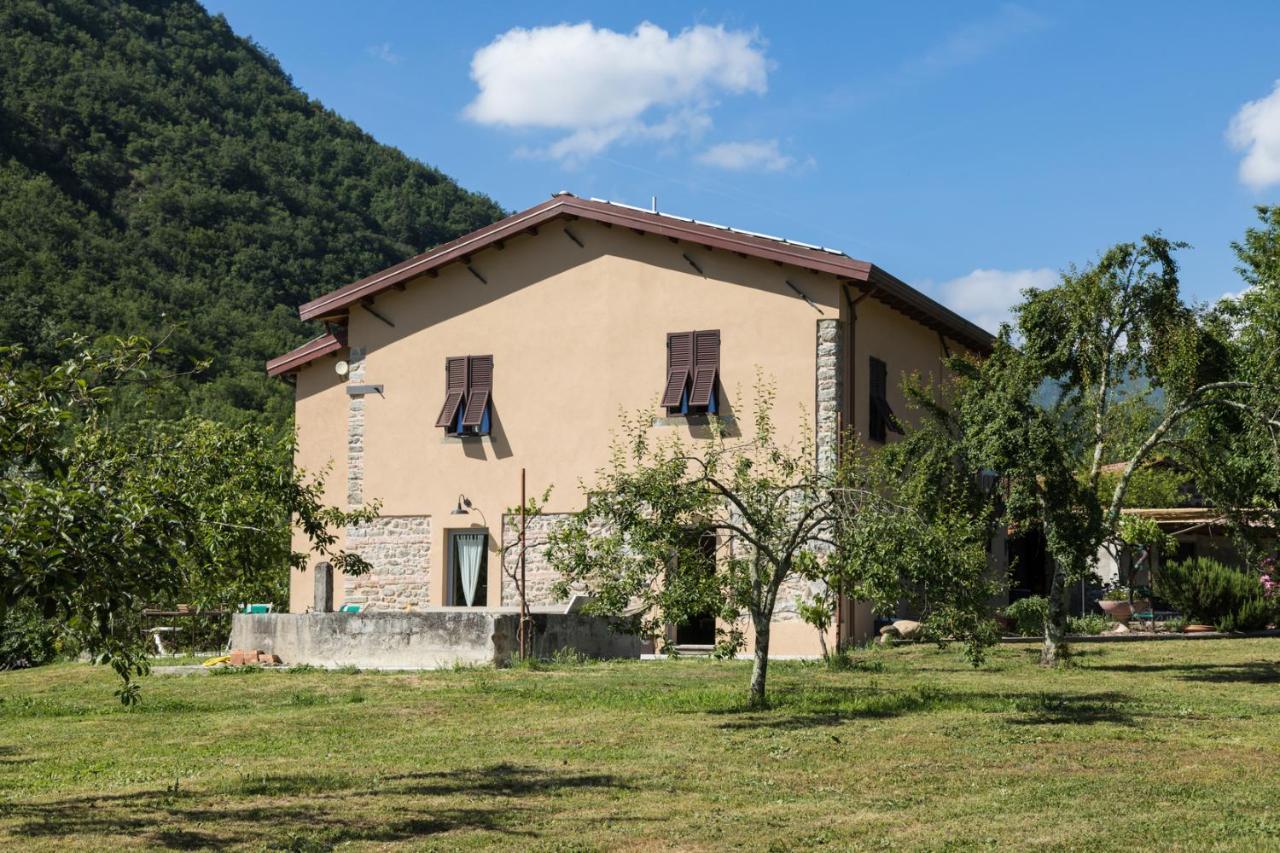 Podere Groppini Фивиццано Экстерьер фото