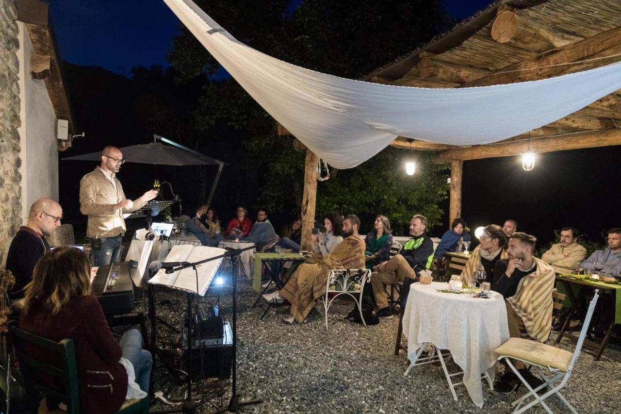 Podere Groppini Фивиццано Экстерьер фото